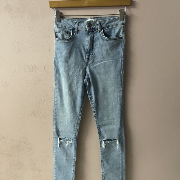 Forever 21 Light Wash Blue High Waisted Knee-Slit Skinny Jeans Size 27 EUC - Picture 3 of 12